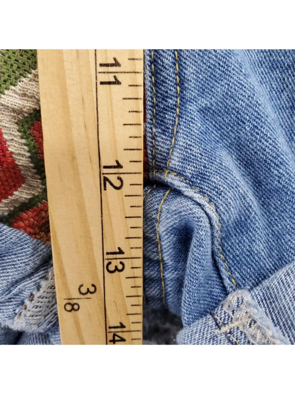 Shein Shorts Womens 3XL Blue Multicolor Aztec Pocket Denim Cuffed *Read*